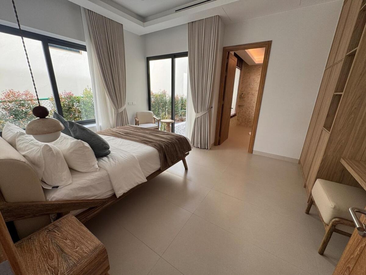 Mandarin Villa, Naithon Beach, *