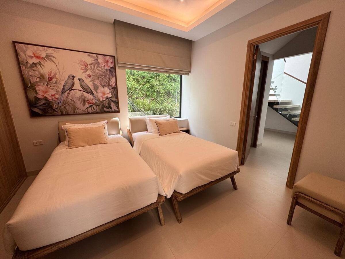 Mandarin Villa, Naithon Beach, Villa *